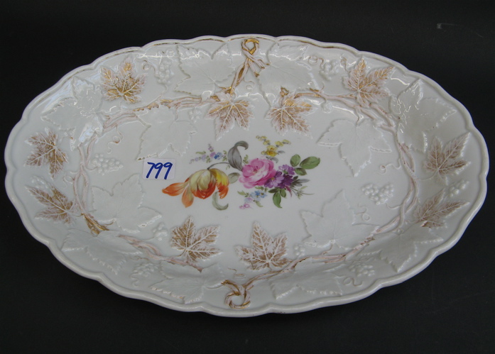 Appraisal: A MEISSEN PORCELAIN OVAL SERVING TRAY raised grapes and leaves