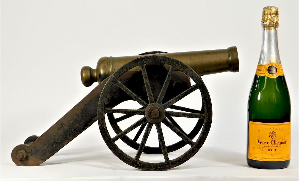 Appraisal: LG Cast Iron Brass Civil War Style Signal Cannon United