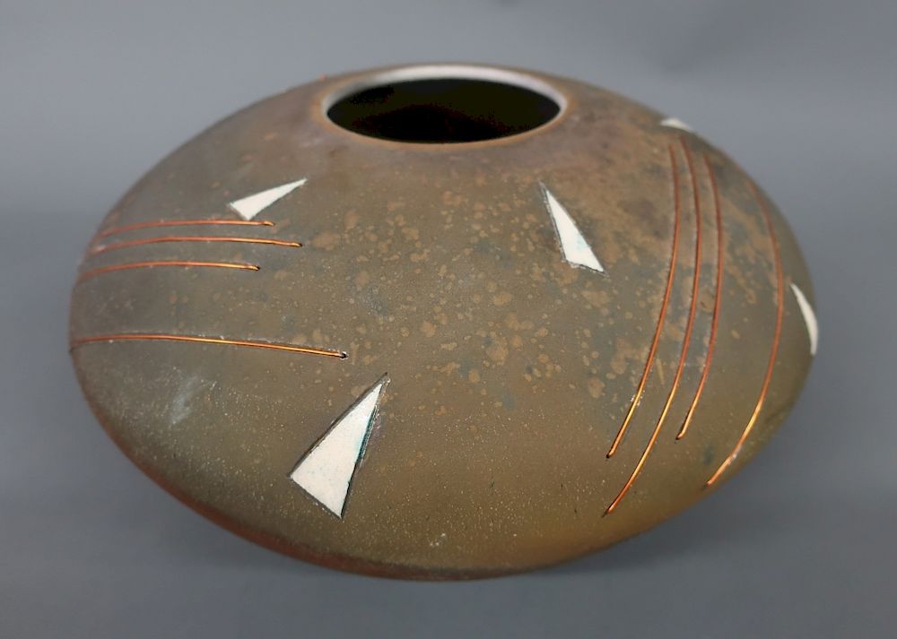 Appraisal: Paul Anderson Clay Pot Paul Anderson clay pot signed Anderson