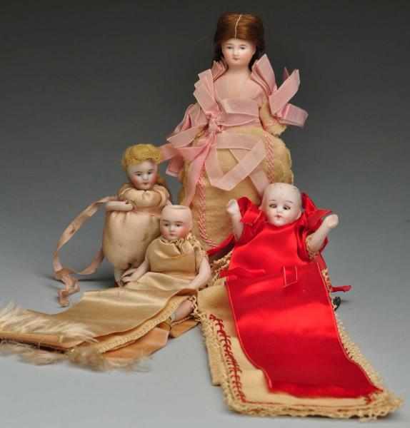 Appraisal: Lot of All Original Sewing Companion Dolls Description Kestner all-bisque