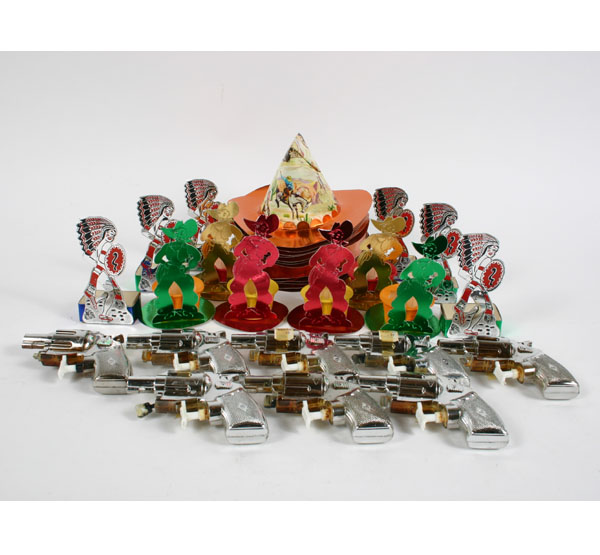 Appraisal: Vintage party favors foil cowboy and Indian candy cups foil