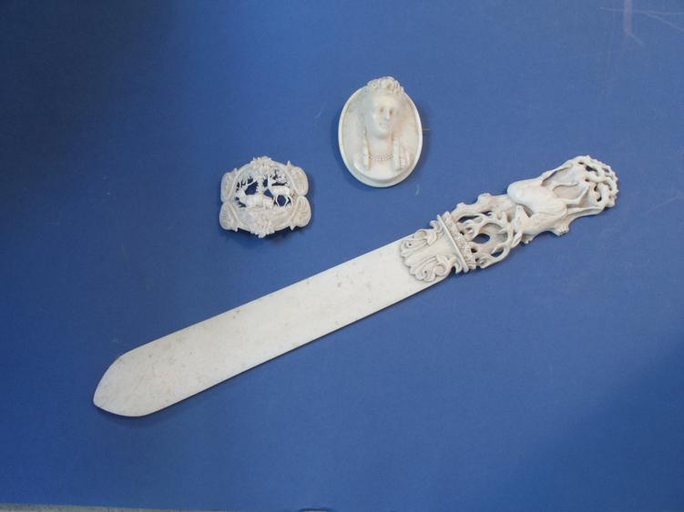 Appraisal: A TH CENTURY GERMAN IVORY LETTER OPENER with a pierced