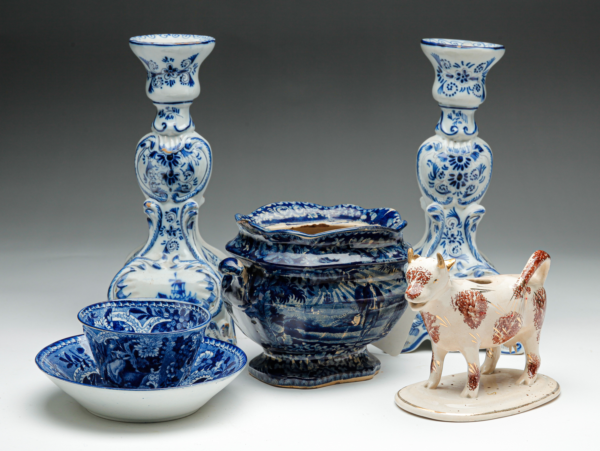 Appraisal: FIVE PIECES OF EUROPEAN CHINA Nineteenth and th centuries Pair