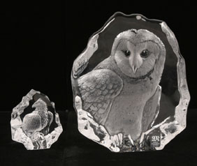 Appraisal: Mats Jonasson Swedish art glass two piece lot owl and