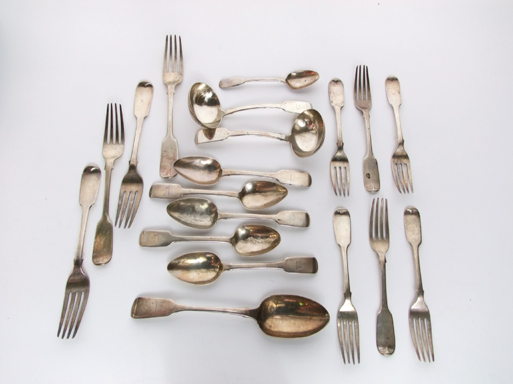 Appraisal: A miscellaneous collection of silver Fiddle pattern cutlery various makers