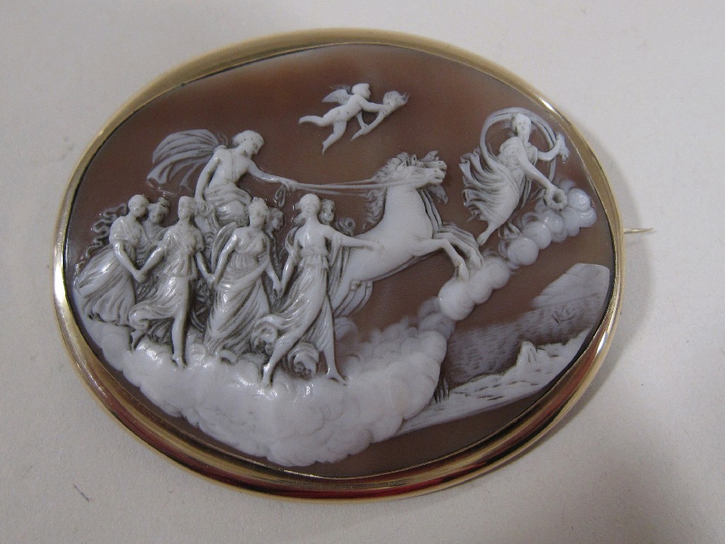 Appraisal: Cameo brooch depicting a Classical male in horse driven carriage