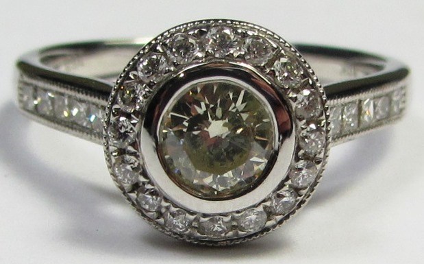 Appraisal: An ct white gold and diamond set cluster ring collet