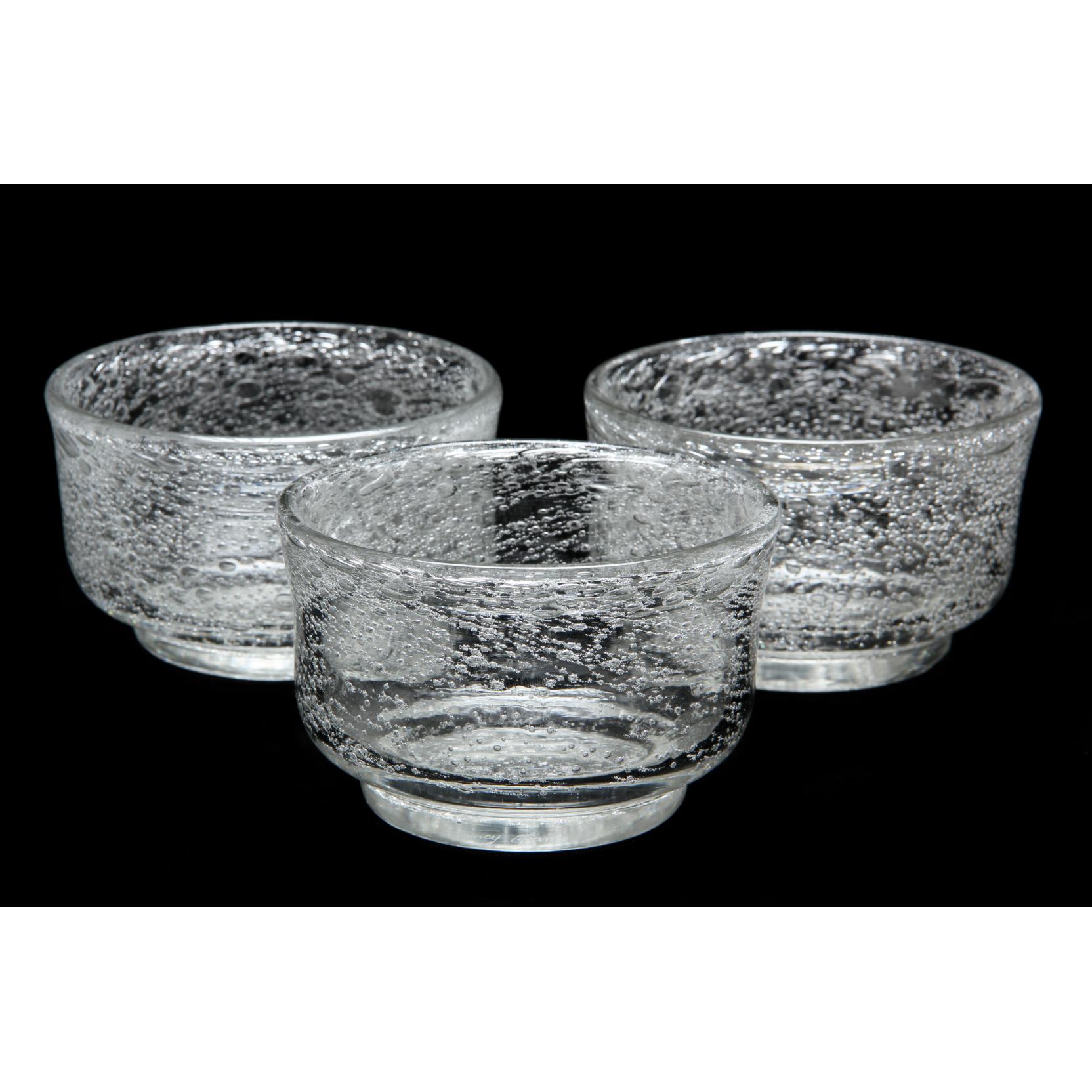 Appraisal: Ercole Barovier Three Efeso Bowls Italy circa infused air bubble