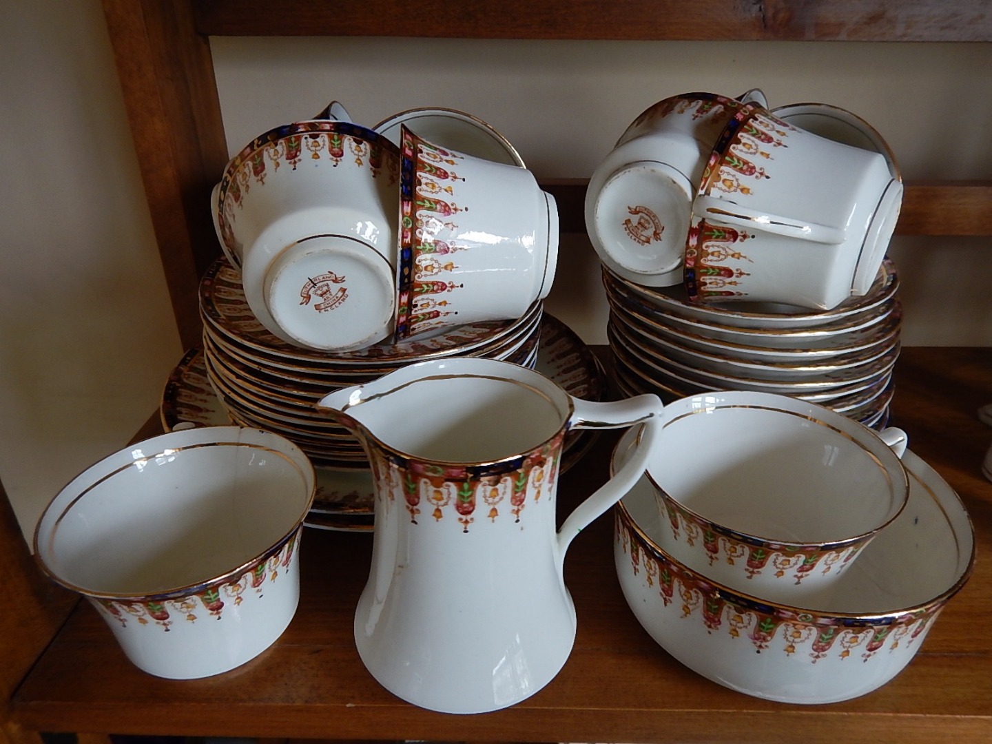 Appraisal: A Sutherland China tea set