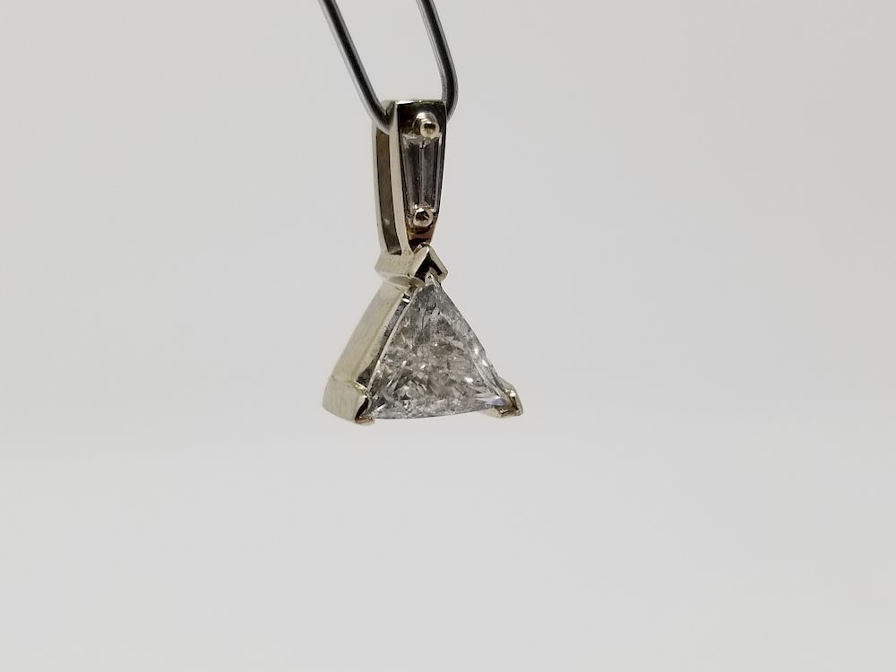 Appraisal: Trilliant Solitaire Diamond K Pendant Uniquely styled solitaire triangular pendant