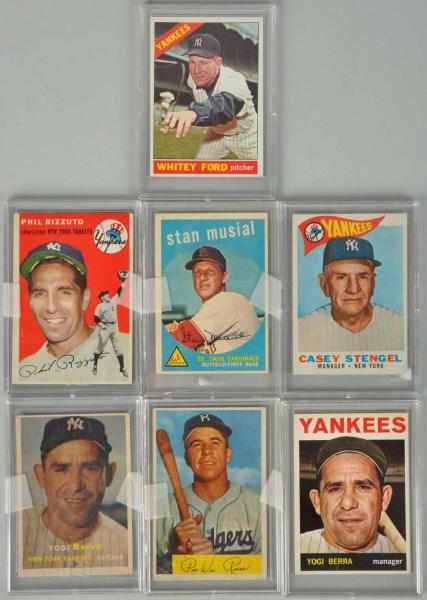 Appraisal: Lot of Vintage Baseball Cards Description Includes Topps and Topps