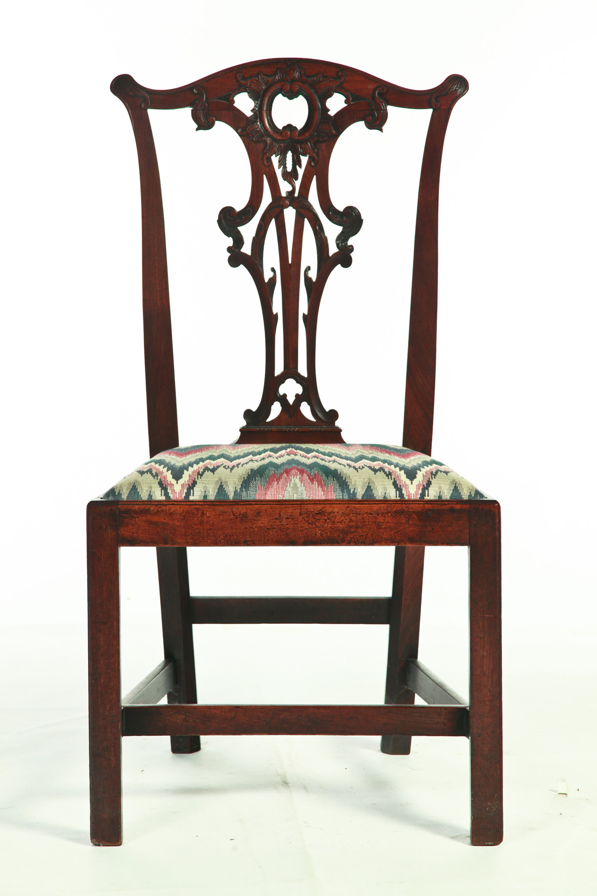 Appraisal: CARVED AMERICAN CHIPPENDALE SIDE CHAIR - mahogany Elaborately carved splate