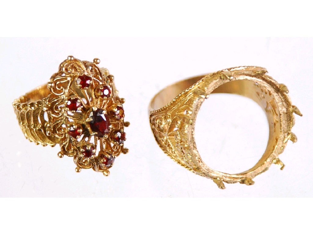 Appraisal: ct GOLD AND GARNET DRESS RING the large marquise shaped