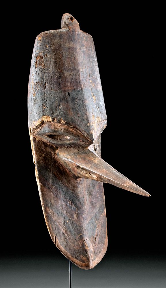 Appraisal: Early th C Papua New Guinea Wood Mosquito Mask Papua