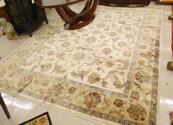 Appraisal: HAND KNOTTED ORIENTAL CARPET Persian Isfahan design of floral tracery