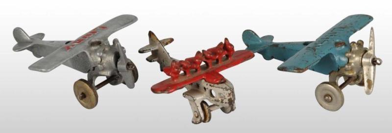 Appraisal: Lot of Cast Iron Airplane Toys Description Includes one aluminum