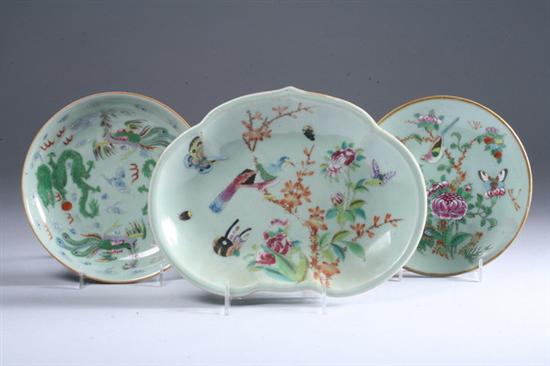 Appraisal: TWO CHINESE FAMILLE ROSE PORCELAIN DISHES th century One in