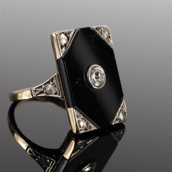 Appraisal: Art Deco yellow Gold Onyx and Diamond Ring Unmarked dwt