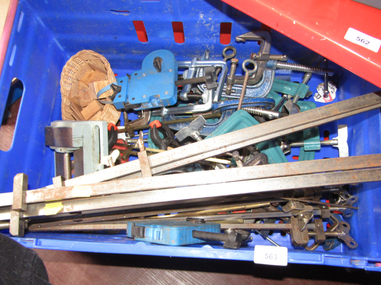 Appraisal: Various clamps including C clamps edge clamps corner clamps etc