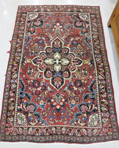 Appraisal: SEMI-ANTIQUE PERSIAN AREA RUG Heriz region East Azerbaijan northwestern Iran