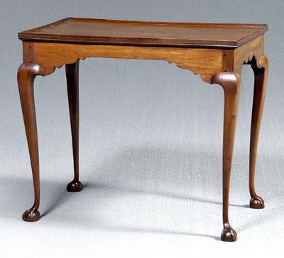 Appraisal: Massachusetts Chippendale tea table with tray top mahogany throughout molded