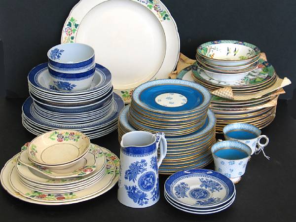 Appraisal: A miscellaneous grouping of English porcelain ironstone and earthenware part