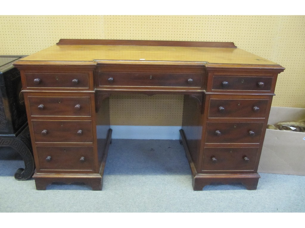 Appraisal: Victorian mahogany breakfront kneehole desk