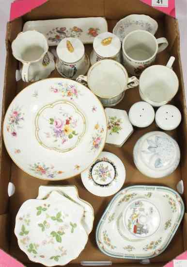 Appraisal: A collection of Various pottery to include Wedgwood Wild Strawberry