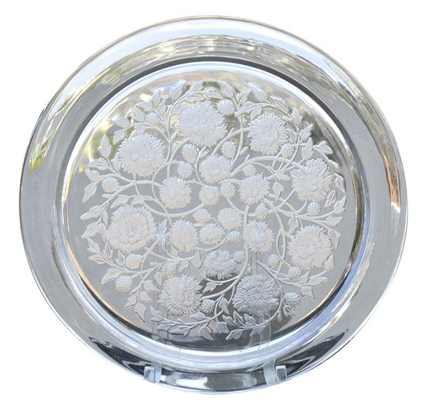 Appraisal: A CRYSTAL LALIQUE GLASS CHARGER inscribed Lalique France cm diameter