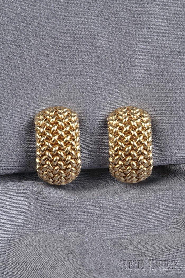 Appraisal: kt Gold Earclips Tiffany Co bombe half hoops of braided