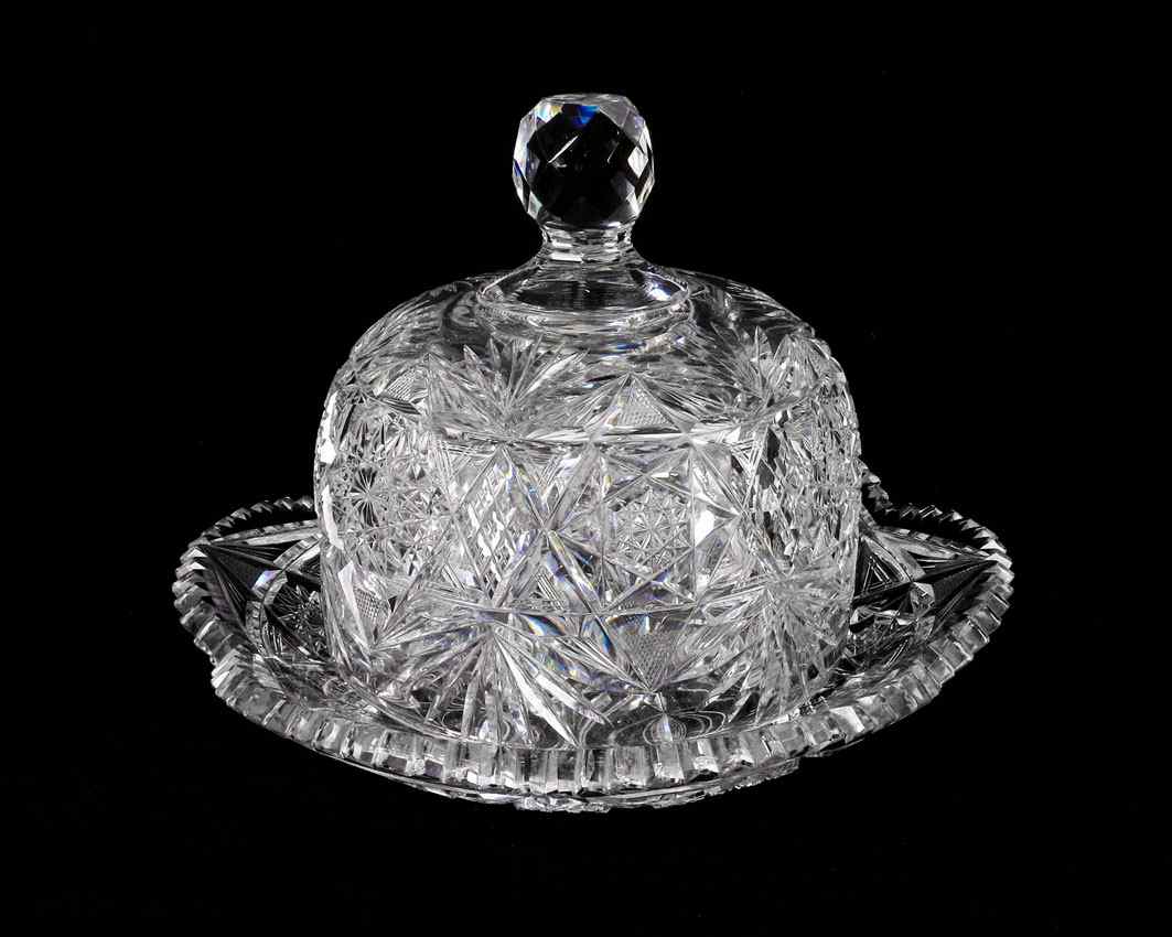 Appraisal: AMERICAN BRILLIANT CUT GLASS CHEESE DISH Unmarked bell measures ''