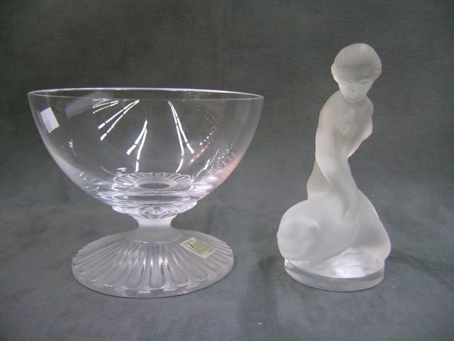 Appraisal: Lalique Leda and the Swan figurine depicting kneeling woman with