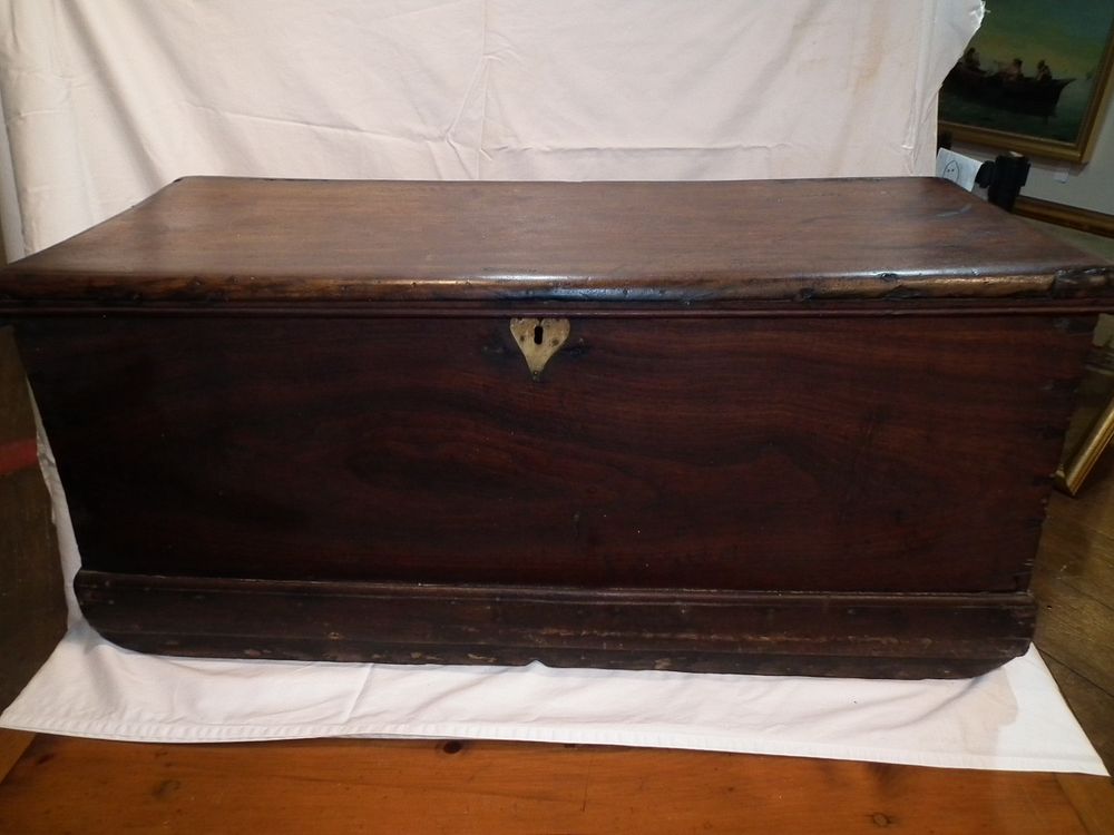 Appraisal: PENN CANTED CHEST CA th century canted walnut lift top