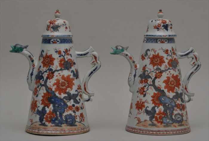 Appraisal: PAIR OF JAPANESE IMARI PORCELAIN COFFEE POTS AND COVERS Each