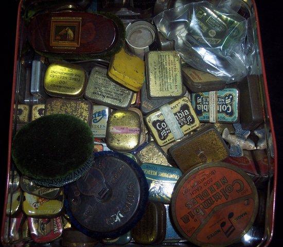 Appraisal: A large quantity of needle cases various and other accessories