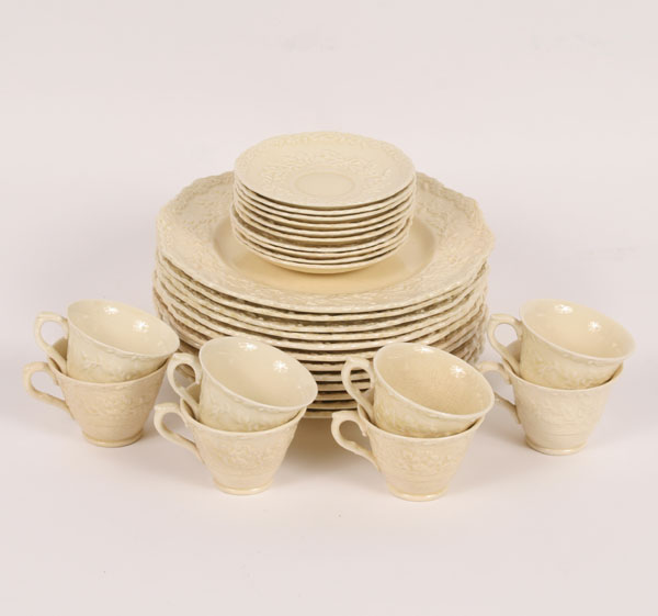 Appraisal: Mason's English creamware dessert luncheon set in raised Oak pattern