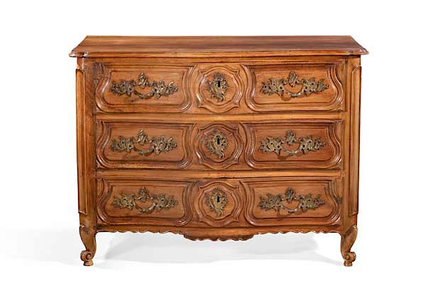 Appraisal: A Louis XV Provincial walnut commode A Louis XV Provincial