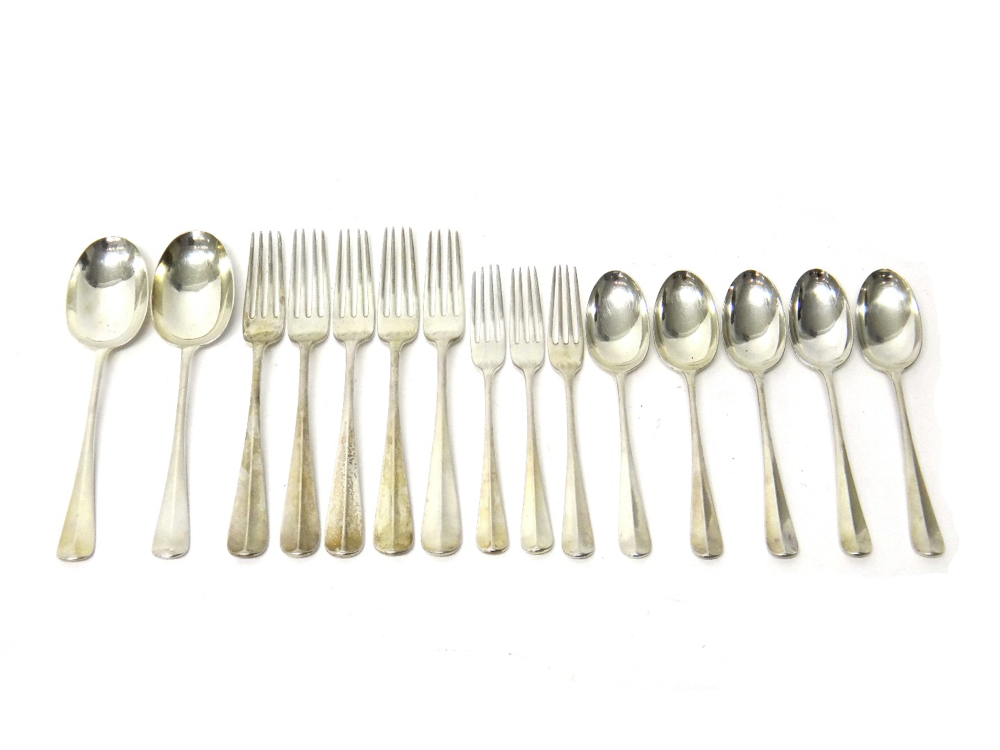 Appraisal: A quantity of silver cutlery in the rat tail pattern