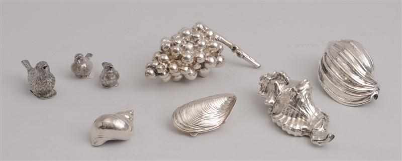 Appraisal: THREE CONTINENTAL SILVER FIGURES OF SONG BIRDS A SHELL-FORM LIDDED