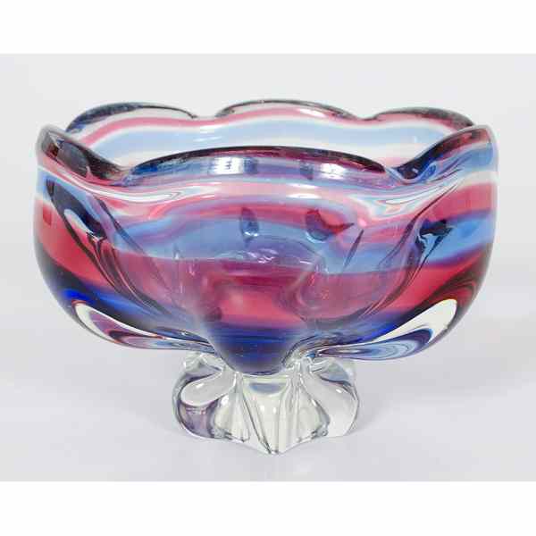 Appraisal: Venetian Glass Bowl Italian th century A blown Venetian glass