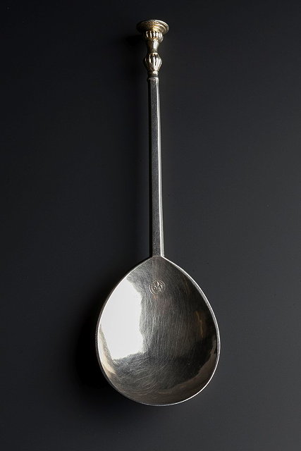 Appraisal: A PROVINCIAL SILVER SEAL TOP SPOON possibly c - single