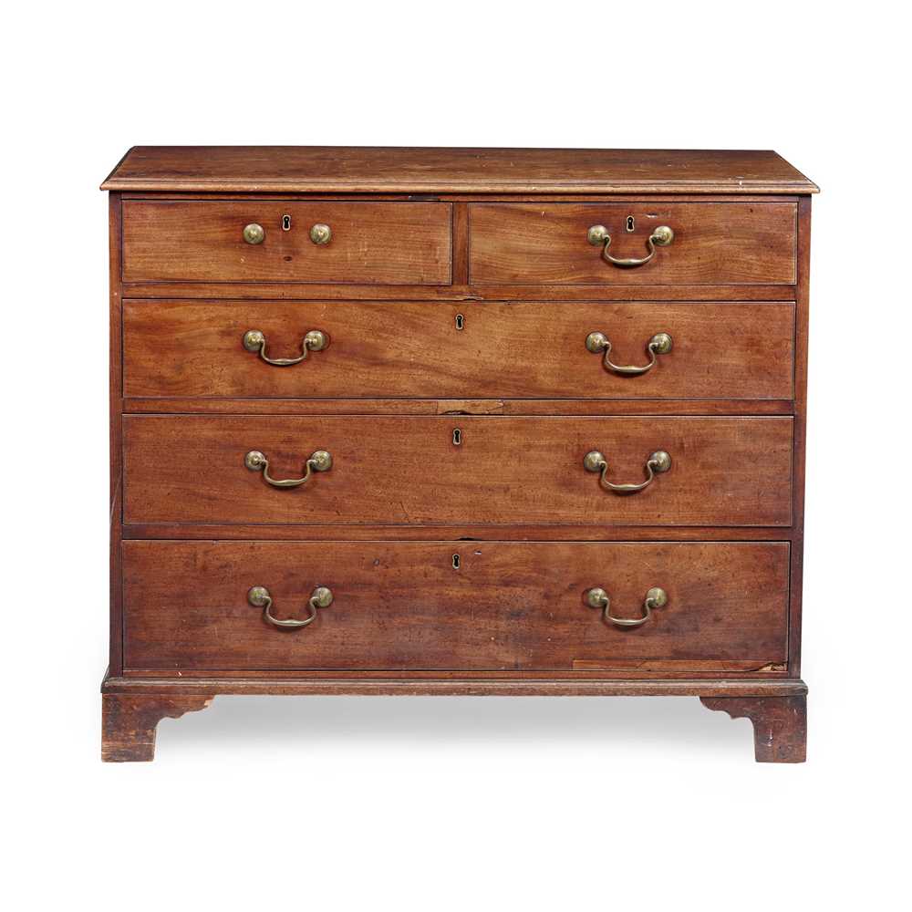 Appraisal: GEORGE III MAHOGANY CHEST OF DRAWERS TH CENTURY the top