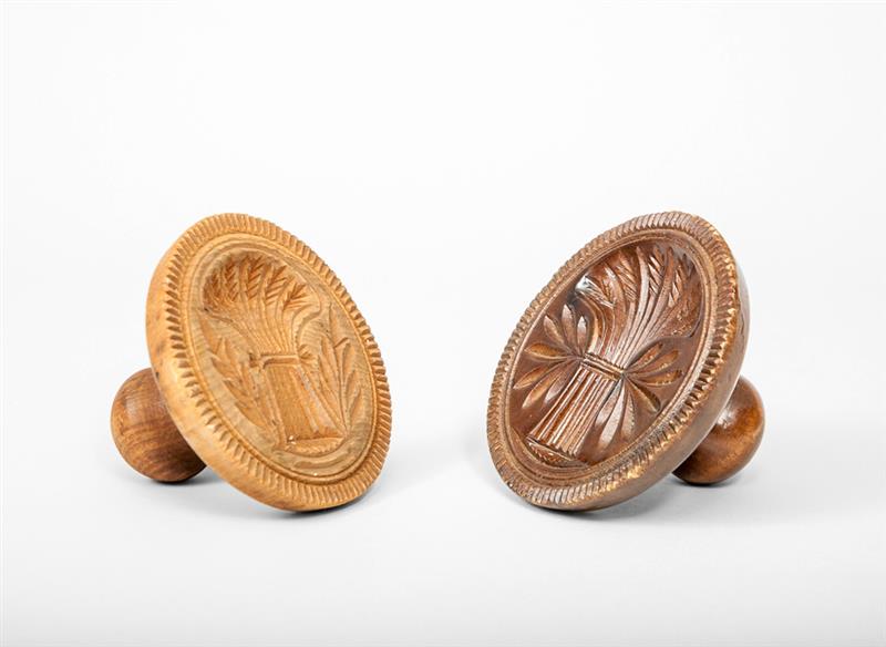 Appraisal: Two Wooden Butter Molds Carved with Wheat Sheaths x in