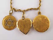 Appraisal: A yellow metal tests carat gold necklace chain approx cm