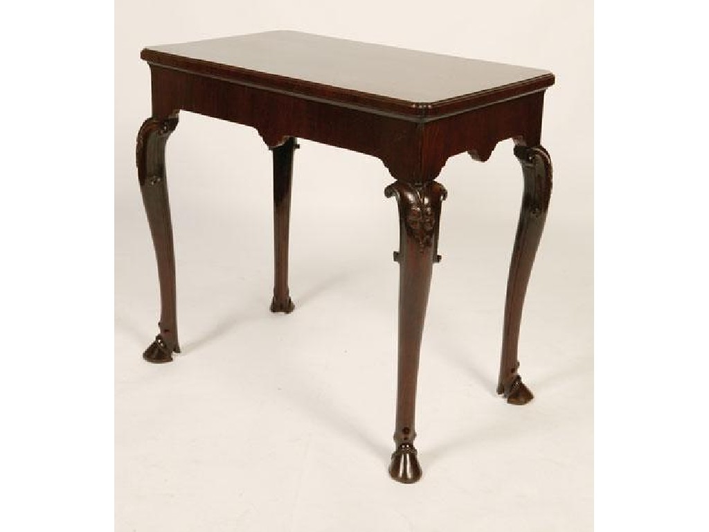 Appraisal: A FINE GEORGE II IRISH MAHOGANY CENTRE TABLE the rectangular