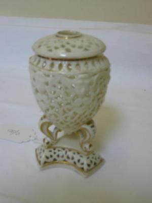 Appraisal: A GRAINGER CO WORCESTER PORCELAIN POT POURRI VASE AND COVER