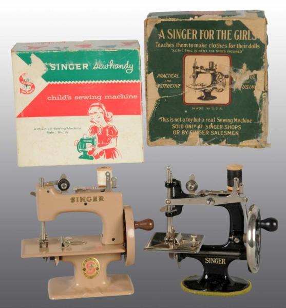 Appraisal: Lot of Singer Child's Toy Sewing Machines Description Include original