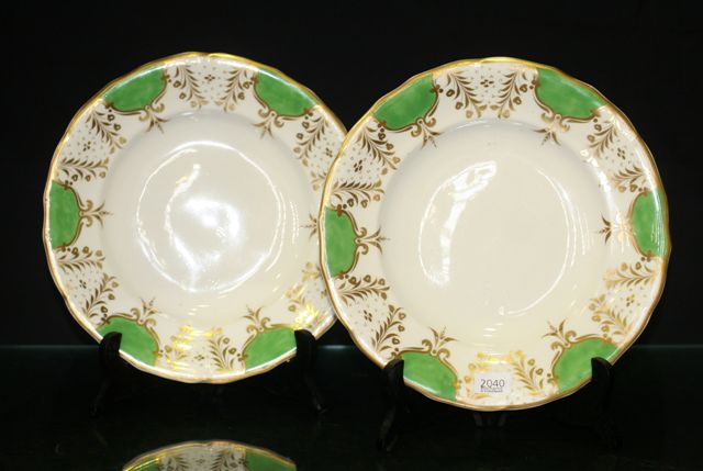 Appraisal: A pair of Copeland and Garrett felspar porcelain plates circa