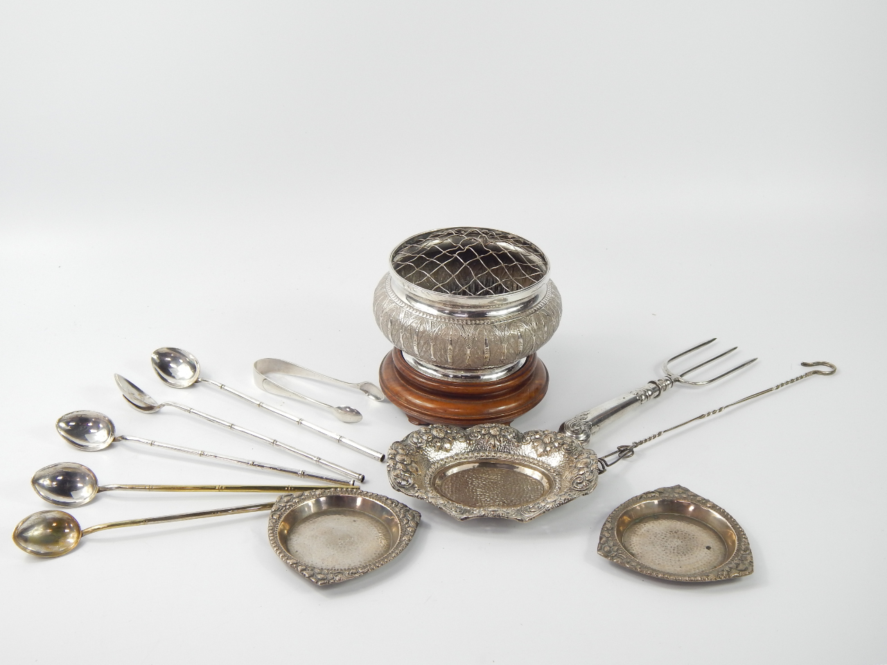 Appraisal: A Middle Eastern white metal rose bowl engraved with acanthus