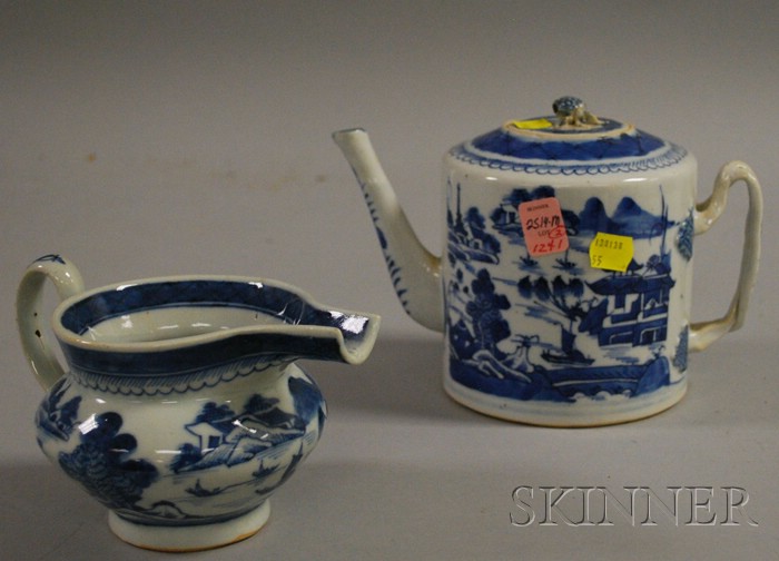 Appraisal: Chinese Export Porcelain Canton Teapot and Creamer